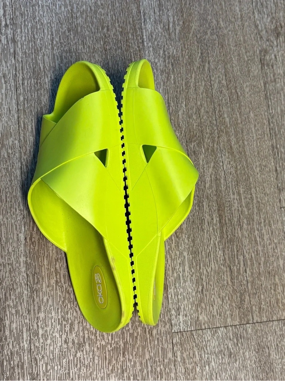 OKA b. unisex men’s